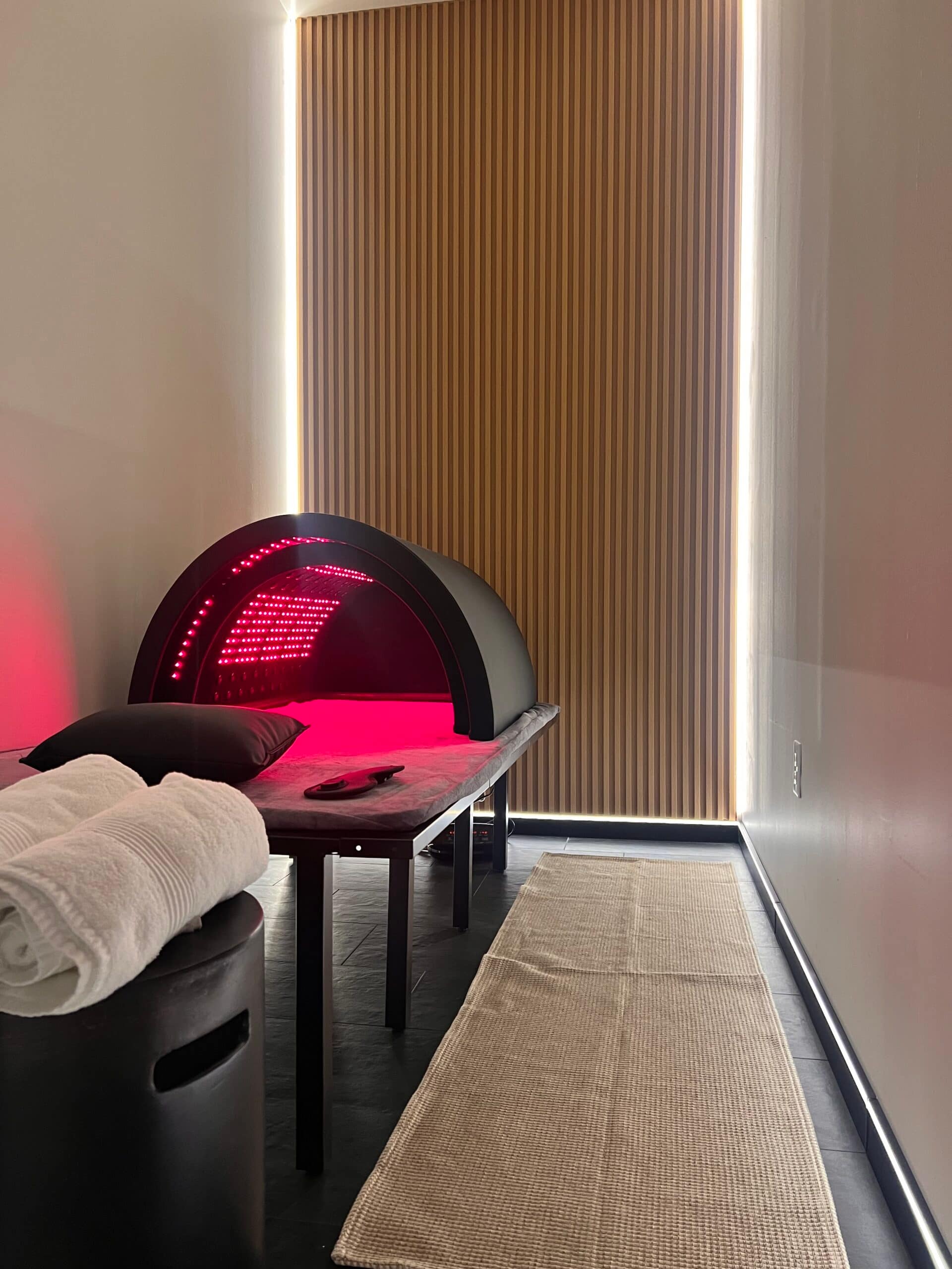Room with lights and PEMF, Infrared, red light therapy.